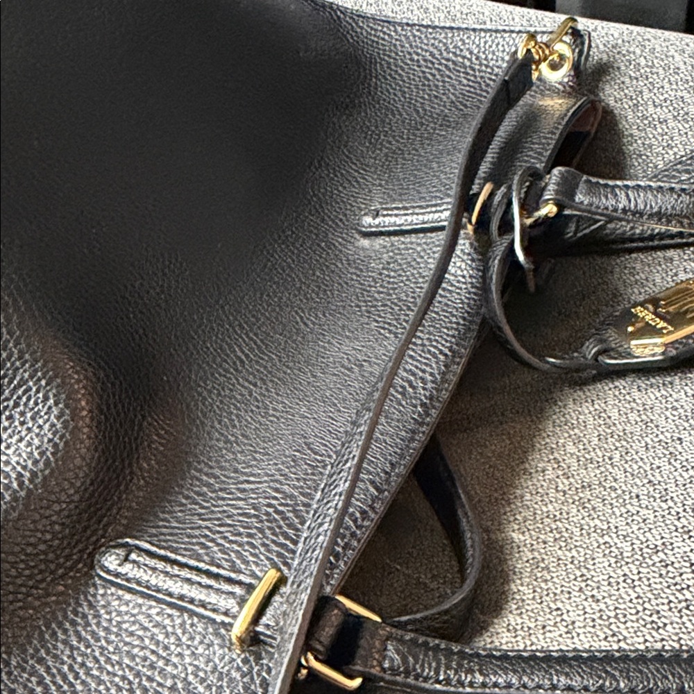 Lauren Ralph Lauren Black Leather Tote Bag – Like New - Picture 14 of 17